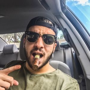 Meet your Posher, Rios